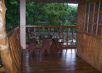 Bura-akay Nature Resort Native Family Cottage